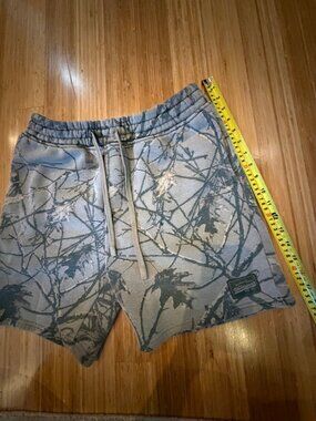 Brooklyn Cloth Workwear Camo Utility Sweat Shorts Mens M